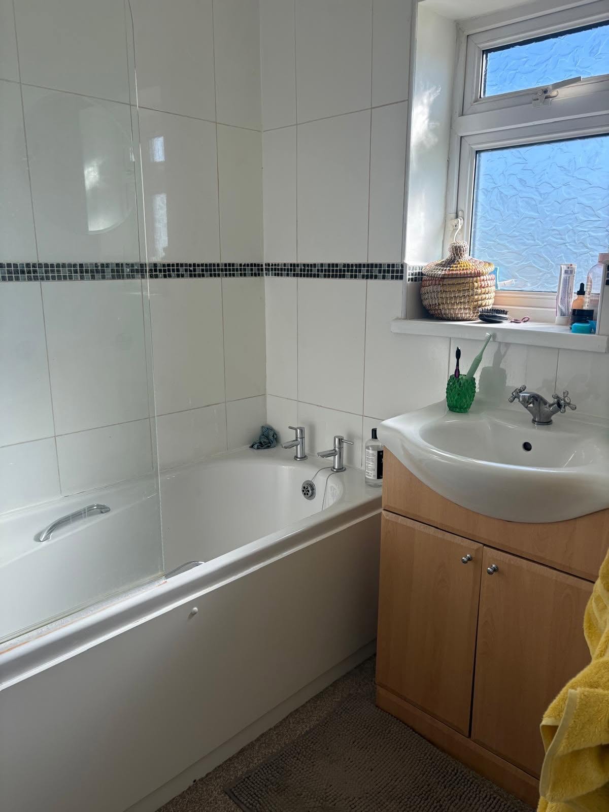 Best Bathroom Tiles for Walls and Floors